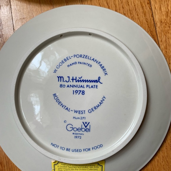 Vintage Items - Picture 12 of 14